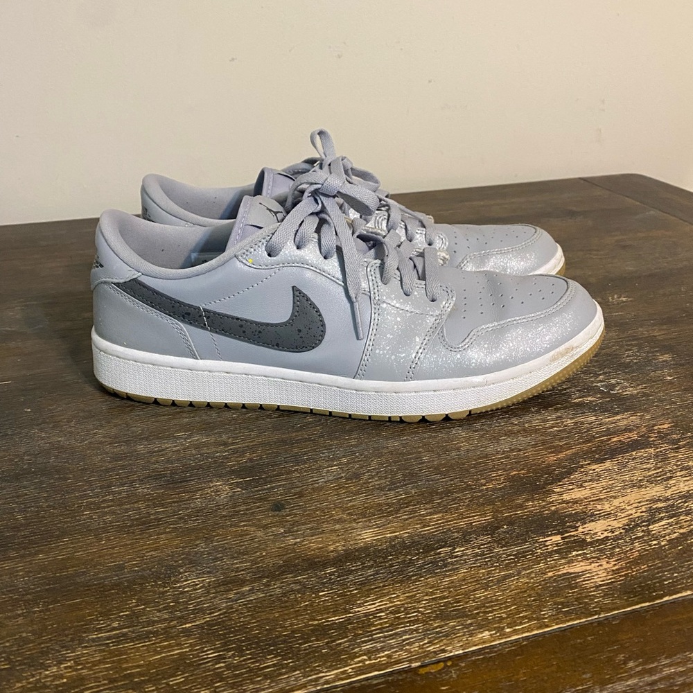 Jordan 1 low golf sneakers size 11 in good condition!
